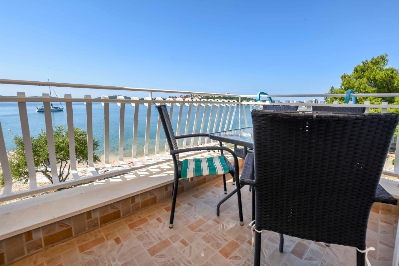 Apartments Silvana 로고즈니차 외부 사진