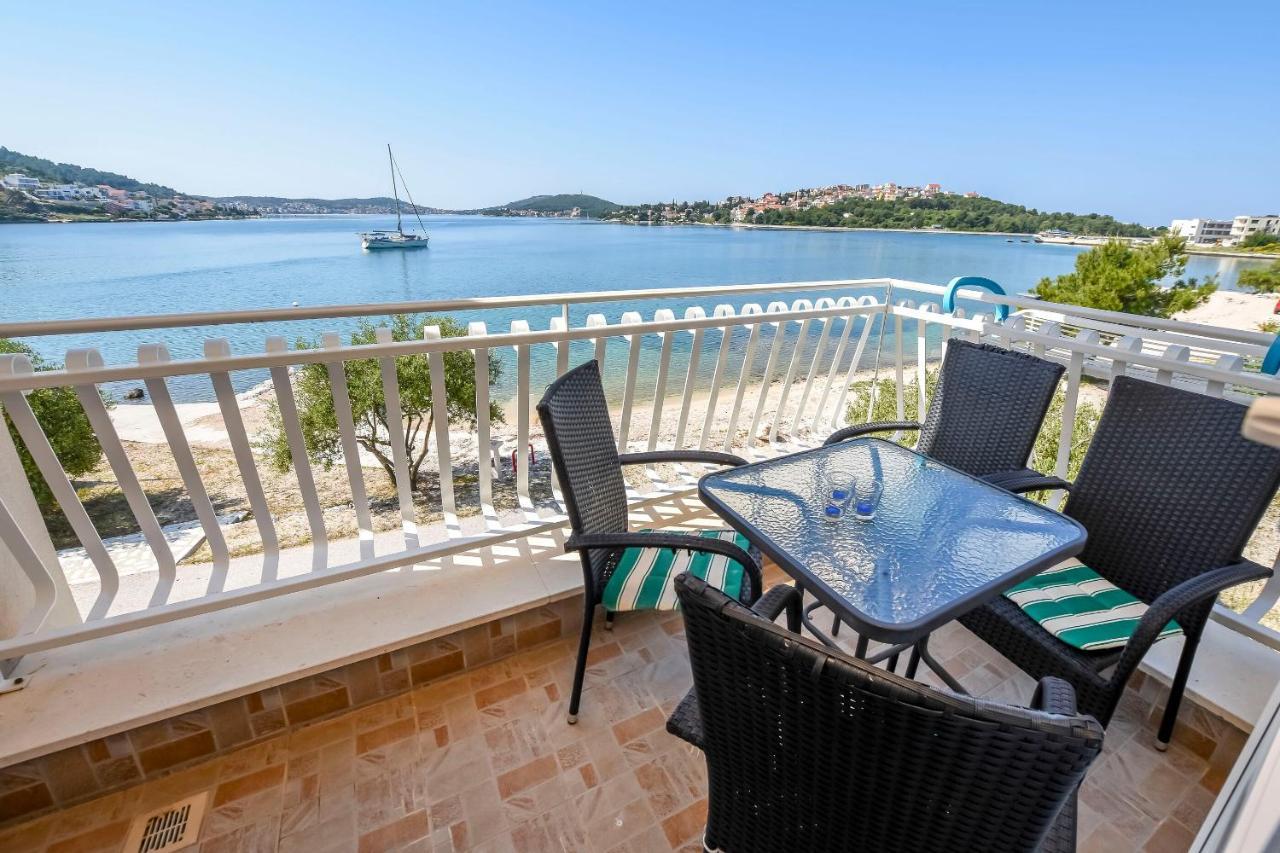 Apartments Silvana 로고즈니차 외부 사진
