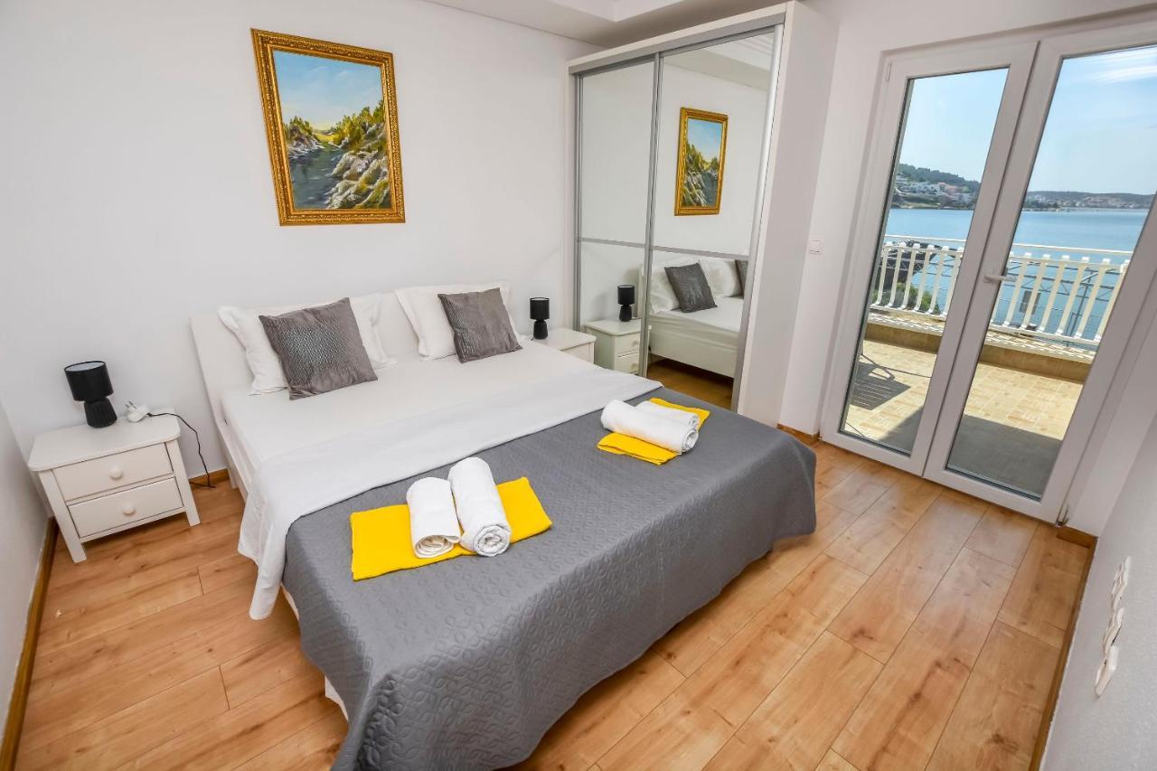 Apartments Silvana 로고즈니차 외부 사진