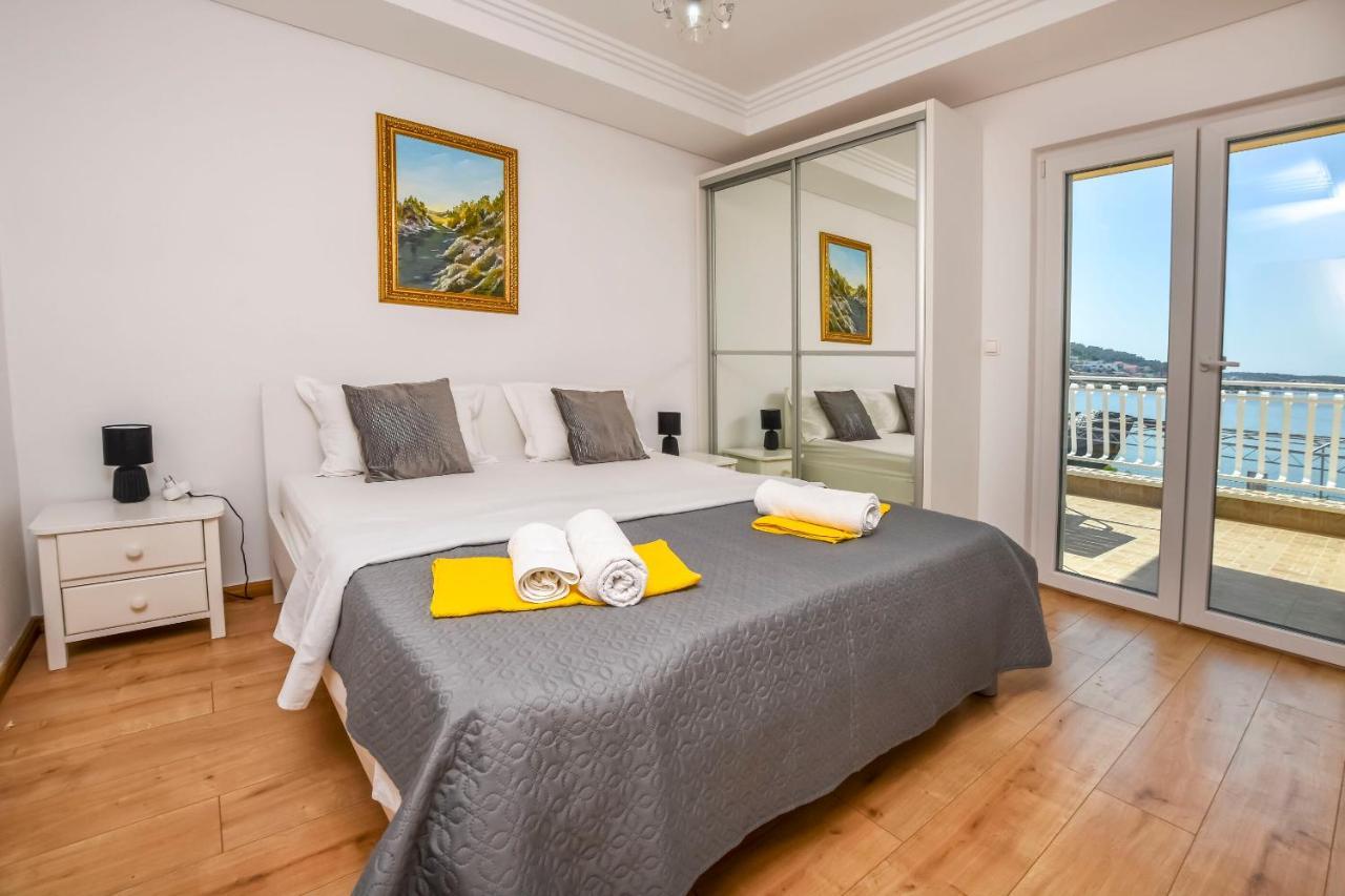 Apartments Silvana 로고즈니차 외부 사진