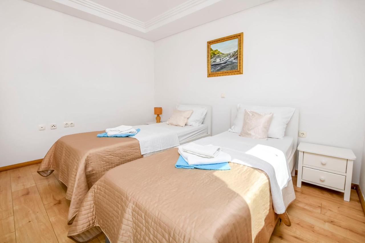 Apartments Silvana 로고즈니차 외부 사진
