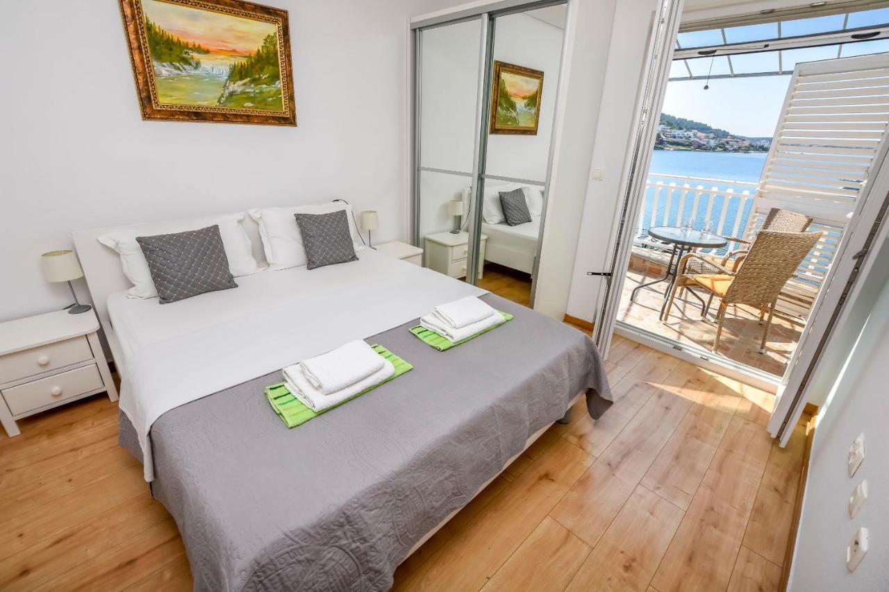 Apartments Silvana 로고즈니차 외부 사진